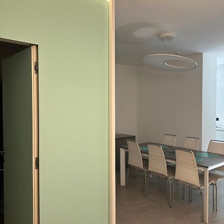 Modern Flat With A Stunning View In Cuneo Center Bagian luar foto