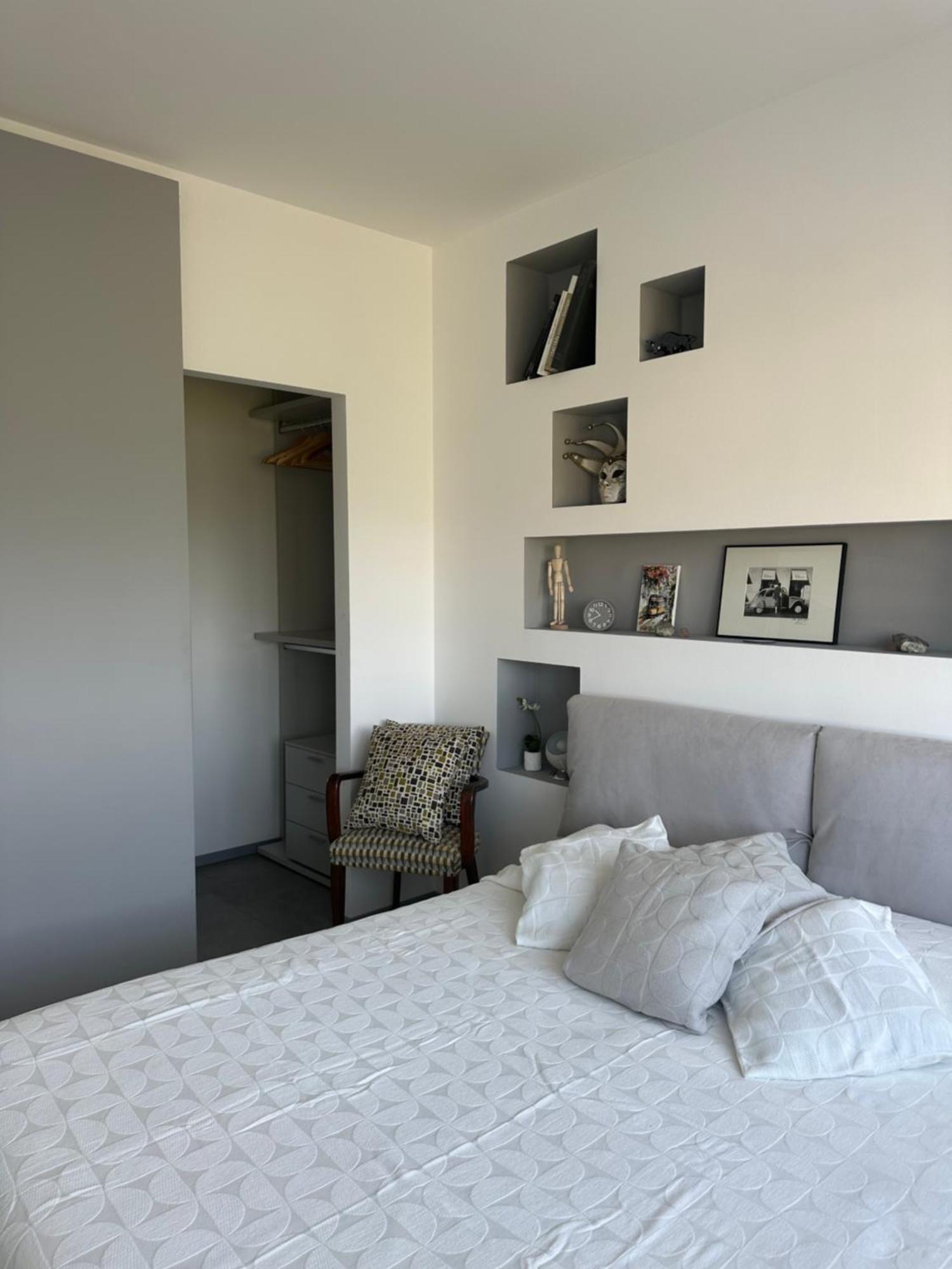 Modern Flat With A Stunning View In Cuneo Center Bagian luar foto